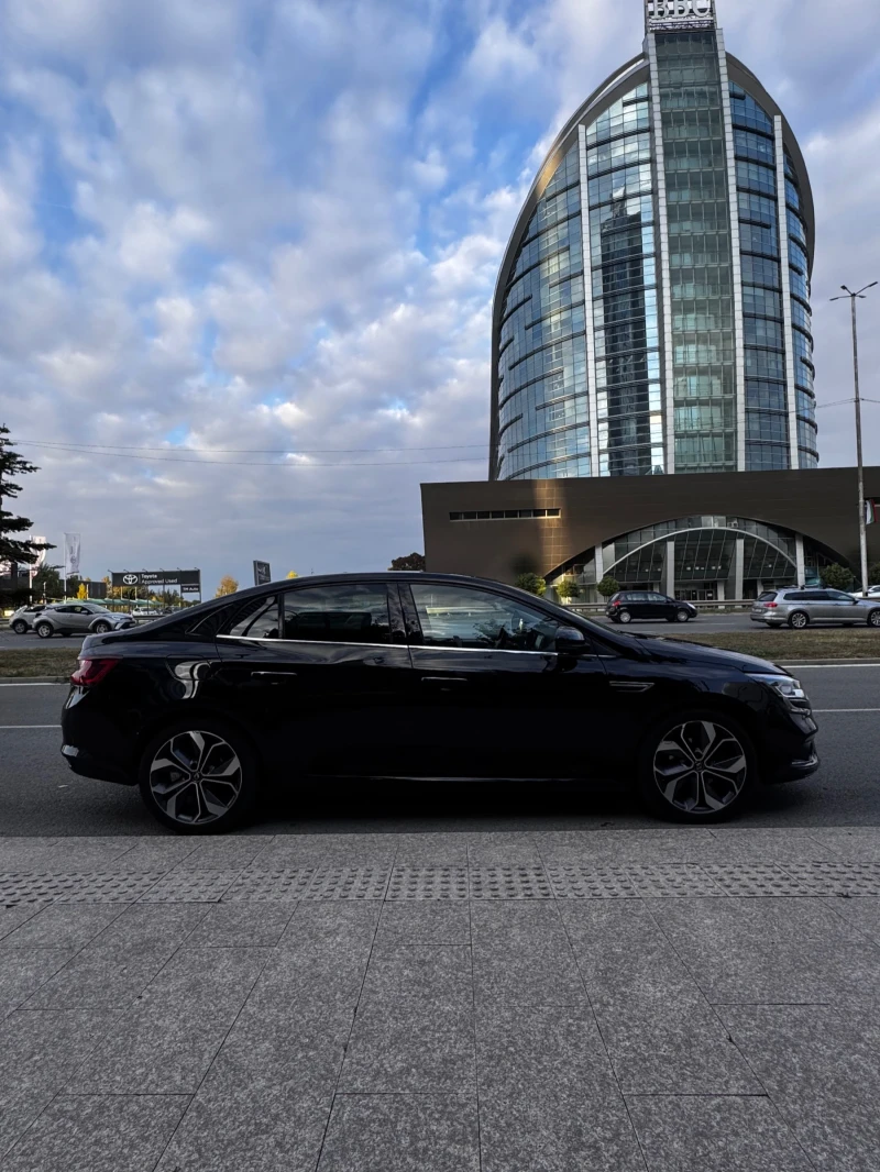 Renault Megane 1.5 DCI, снимка 5 - Автомобили и джипове - 52506991