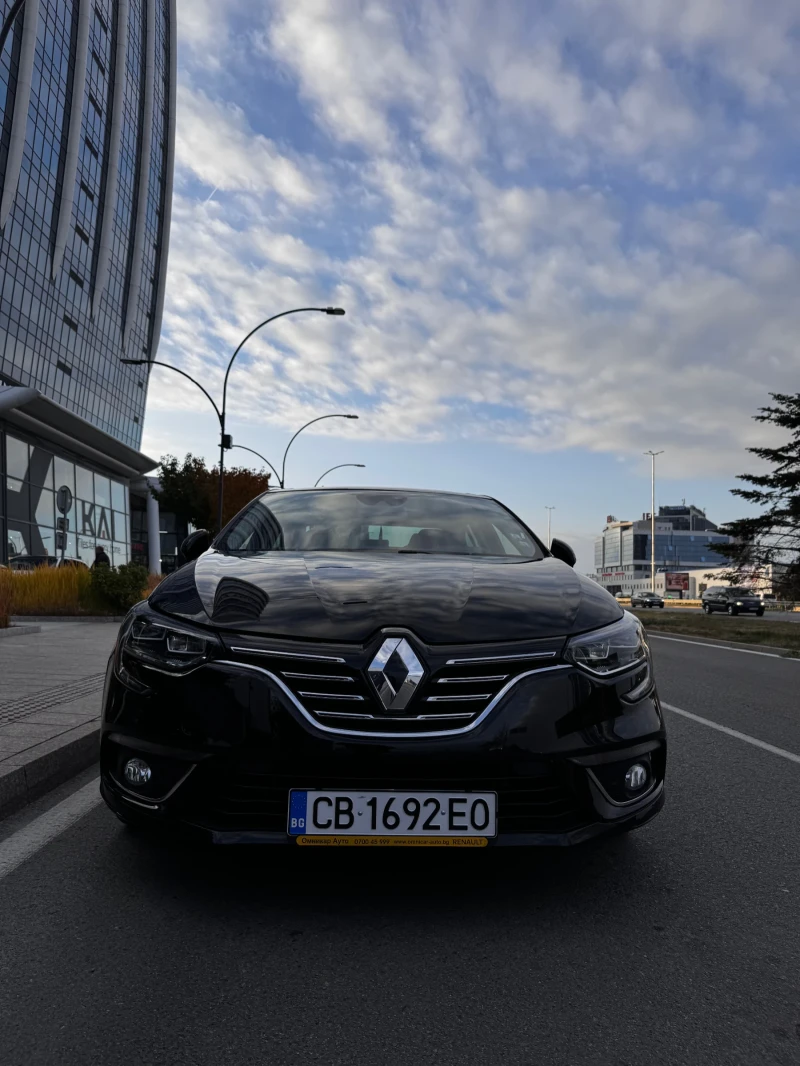 Renault Megane 1.5 DCI, снимка 2 - Автомобили и джипове - 52506991