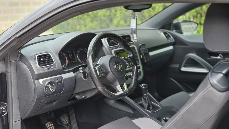 VW Scirocco, снимка 5 - Автомобили и джипове - 52072848