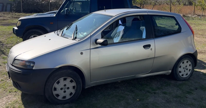 Fiat Punto 1.1, снимка 3 - Автомобили и джипове - 52107382