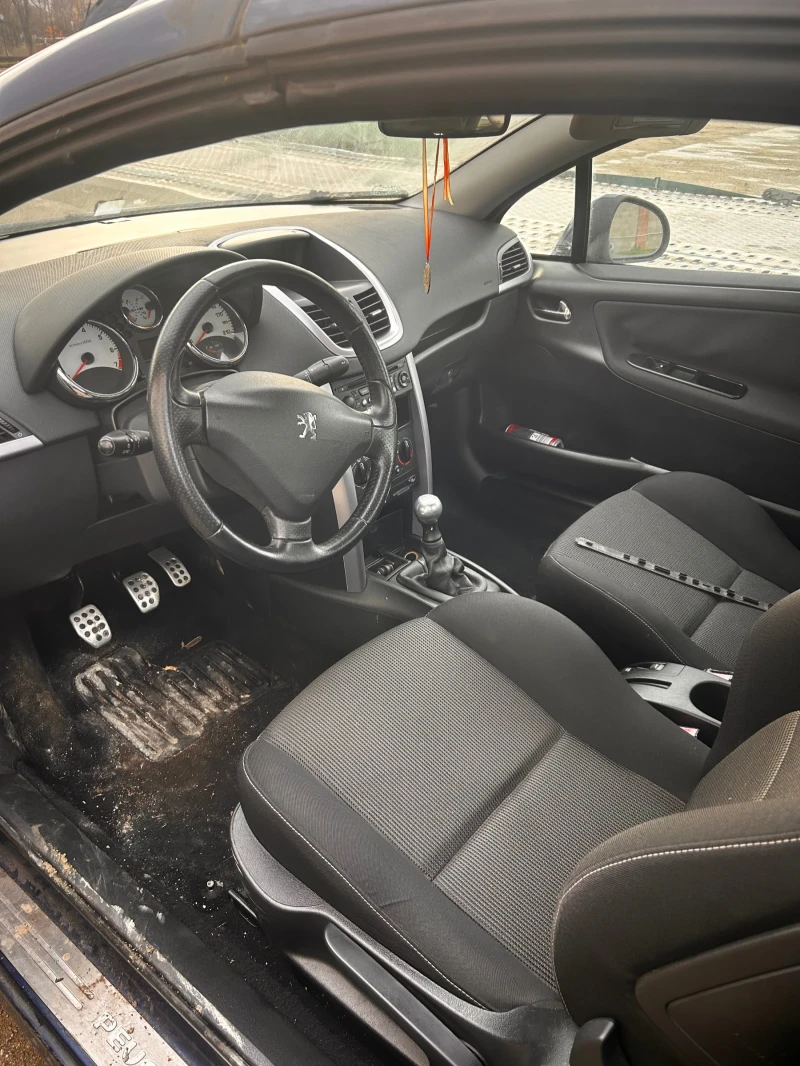 Peugeot 207, снимка 6 - Автомобили и джипове - 52540604