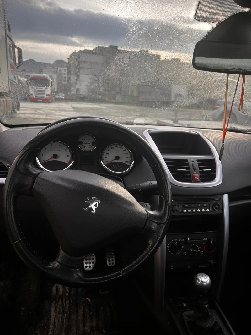 Peugeot 207, снимка 7 - Автомобили и джипове - 52540604