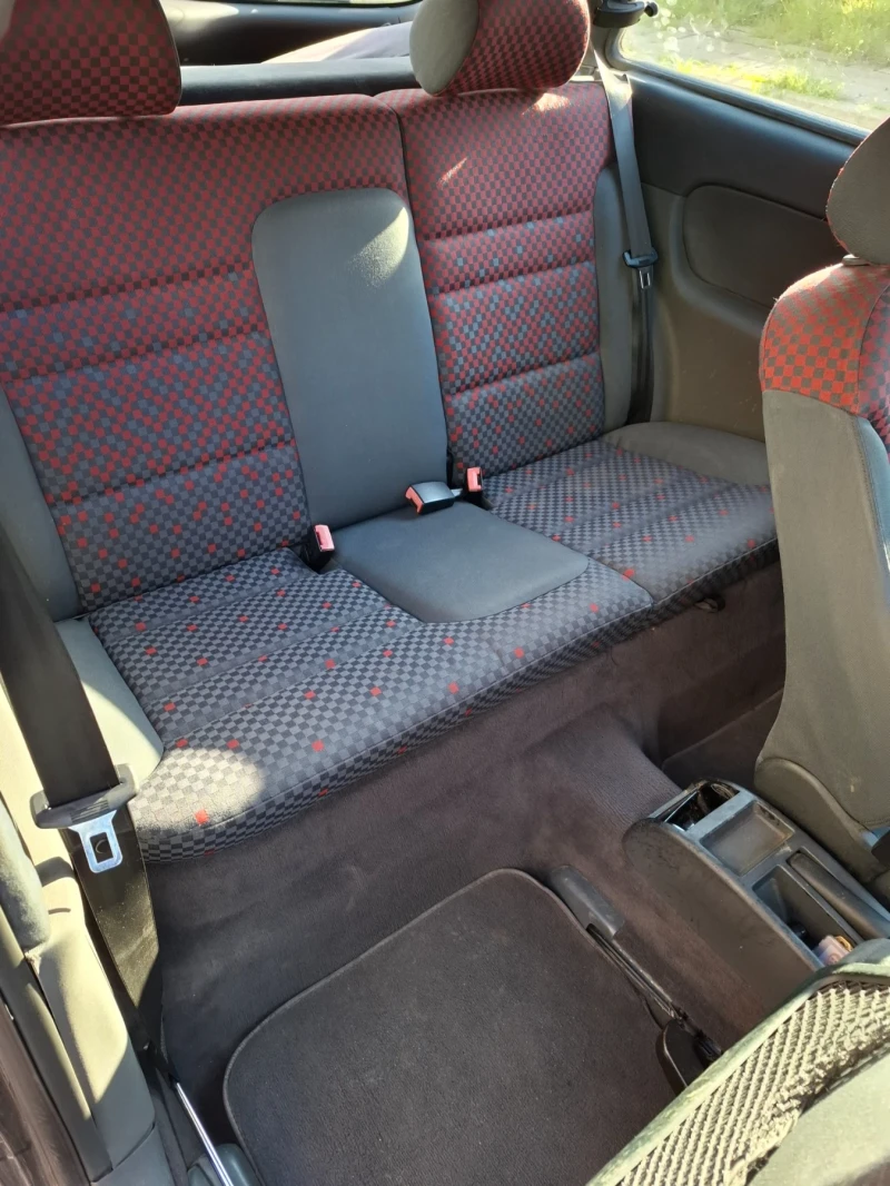 Audi A3 1.8 125 газ/бензин, снимка 10 - Автомобили и джипове - 53213156