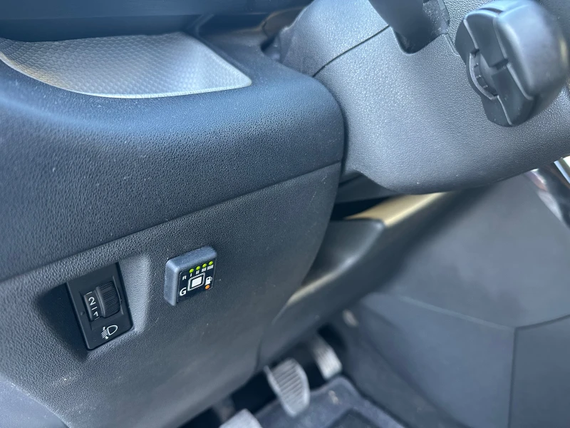 Citroen C3 Picasso 1.4i GAZ EXCLUSIVE, снимка 8 - Автомобили и джипове - 53511826