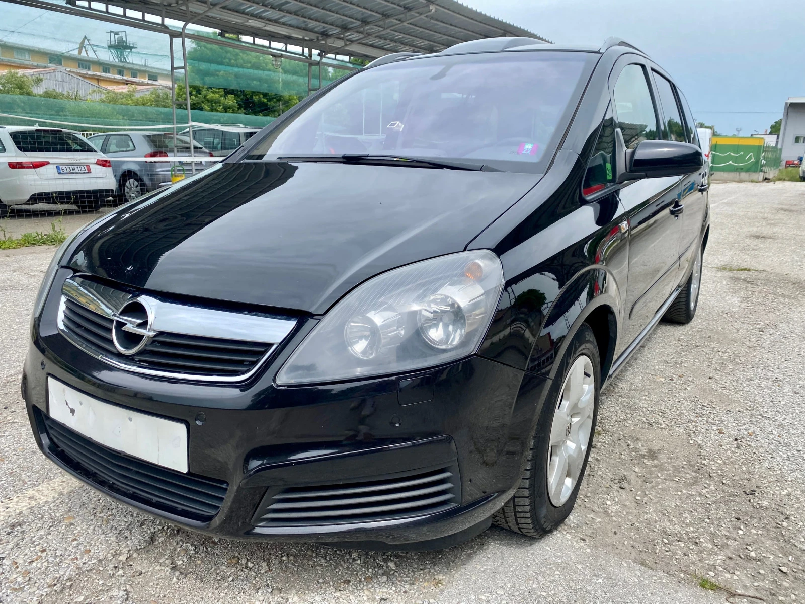 Opel Zafira 1.9jtd-150kc-Navi - изображение 2