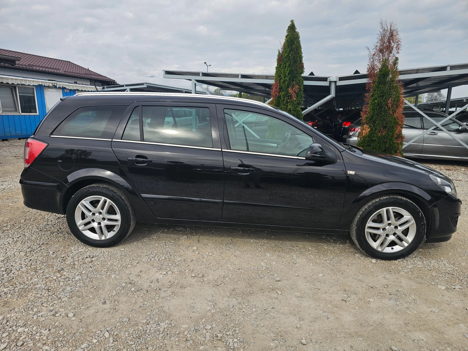 Opel Astra 1, 7 CDTI КЛИМАТРОНИК !! НАВИГАЦИЯ !! ЕВРО 5 !! - изображение 6