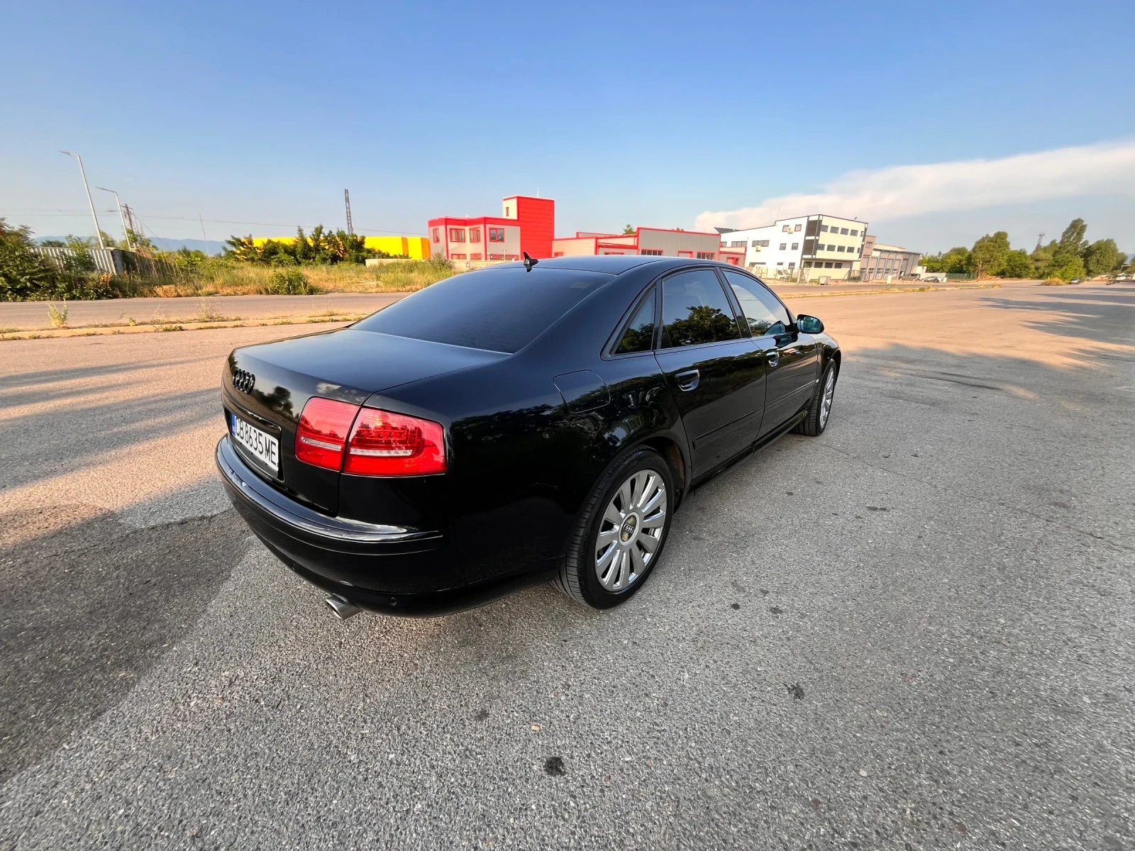 Audi A8  - изображение 3