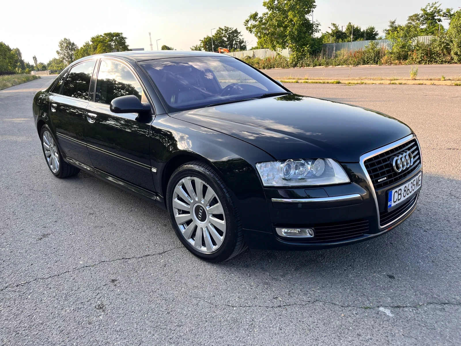 Audi A8  - изображение 2