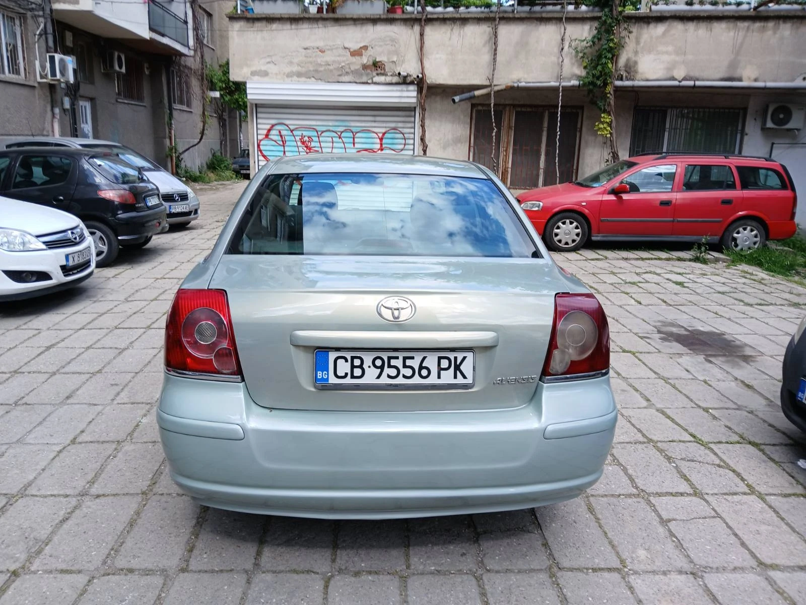 Toyota Avensis  - изображение 3