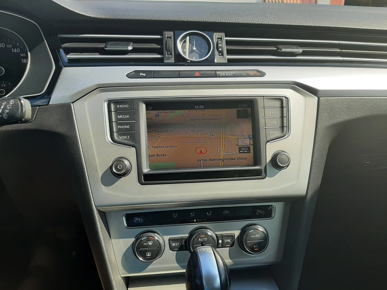 VW Passat   6 | Mobile.bg   13