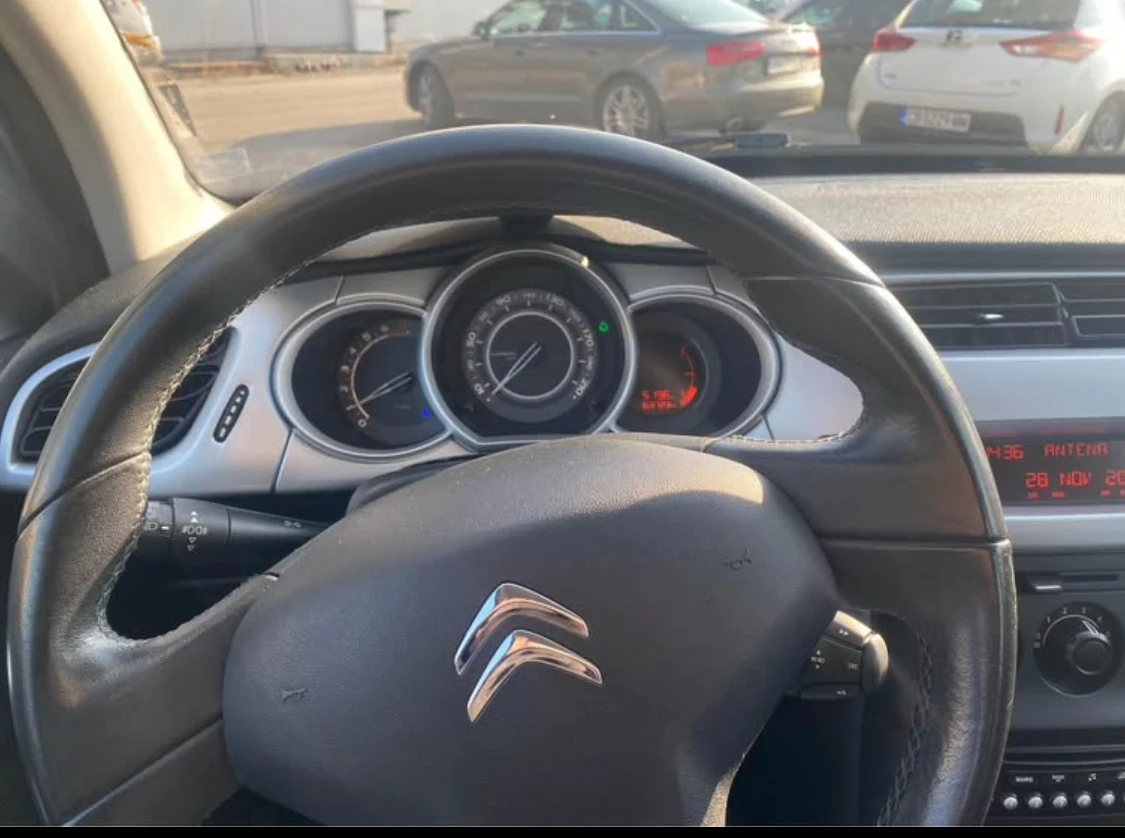 Citroen C3 1.2 бензин - изображение 7