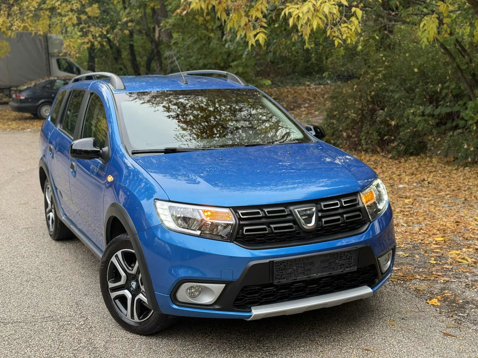 Dacia Logan 0.9TCE STEPWAY ШВЕЙЦАРИЯ - изображение 3