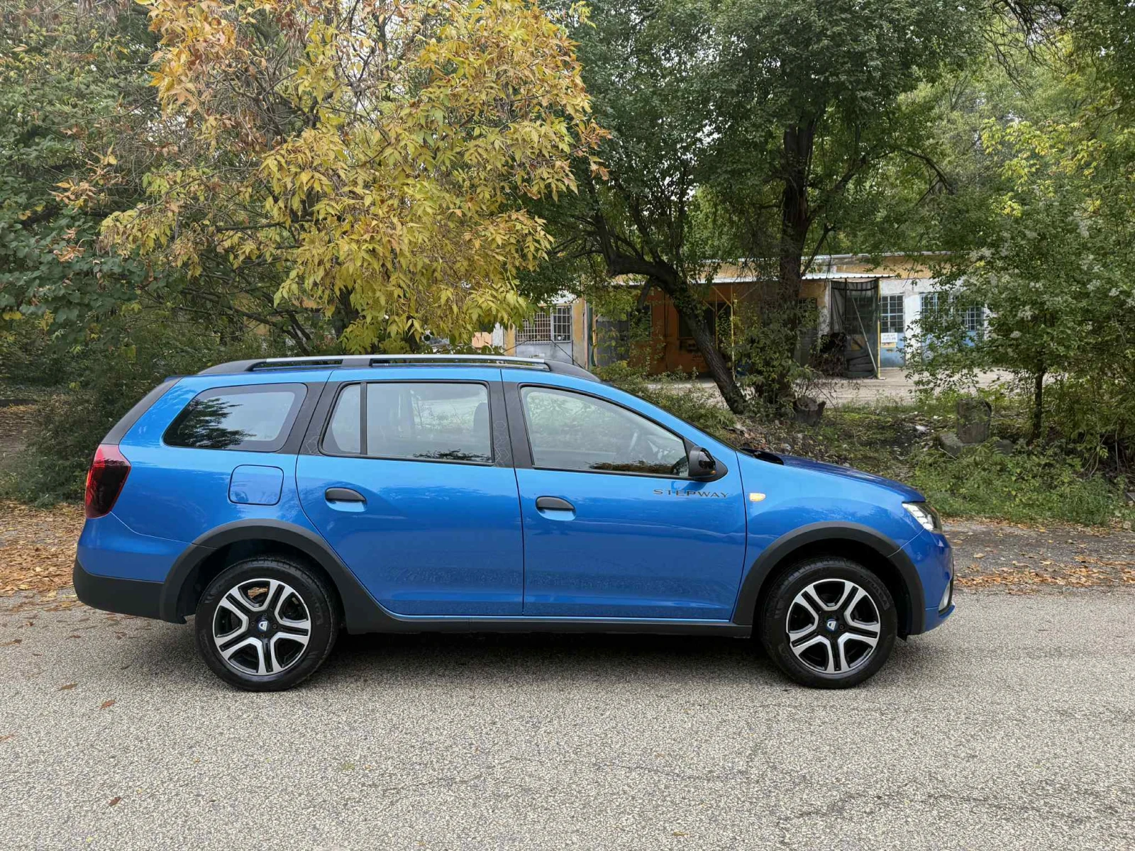 Dacia Logan 0.9TCE STEPWAY ШВЕЙЦАРИЯ - изображение 5