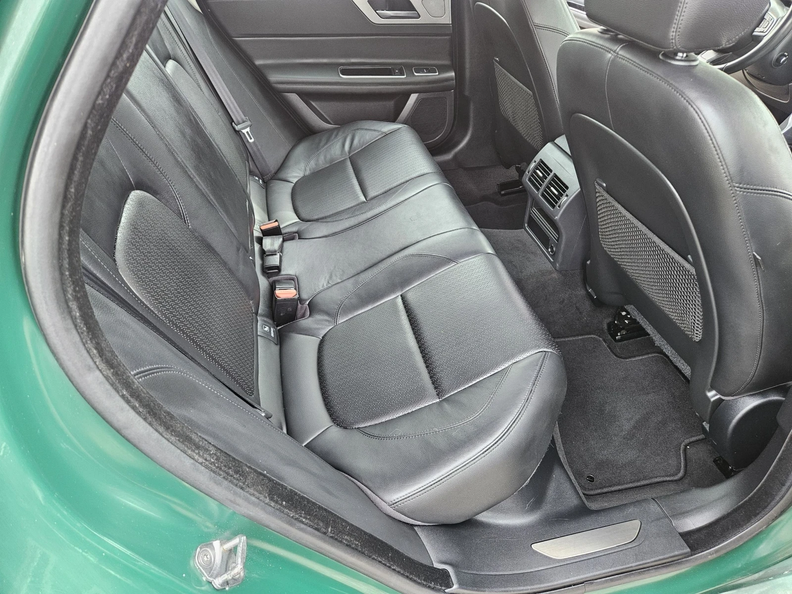 Jaguar Xf 3.0D swiss edition  | Mobile.bg — изображение 10