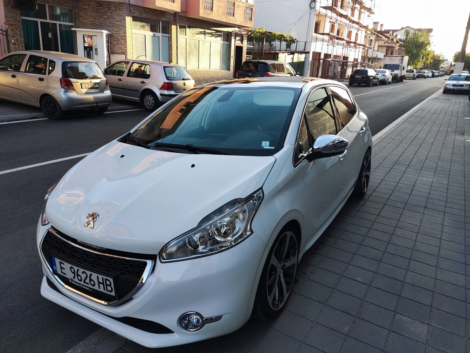 Peugeot 208 | Mobile.bg   8