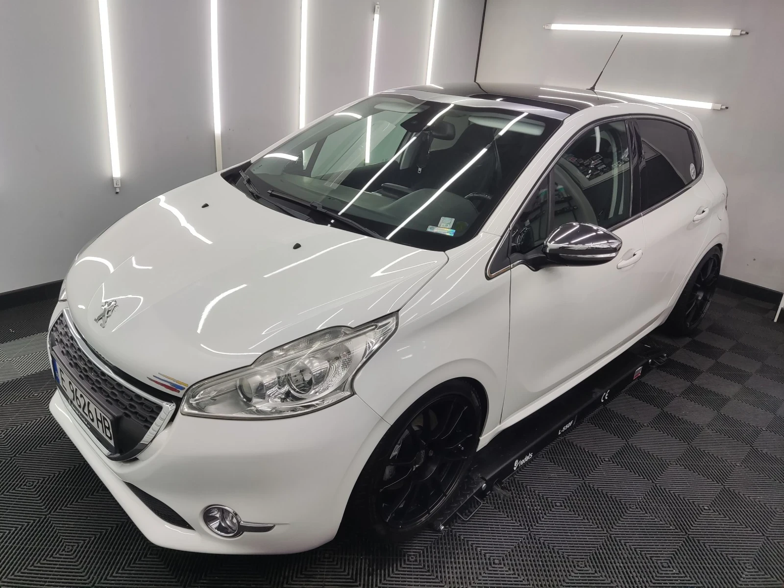 Peugeot 208  - изображение 4