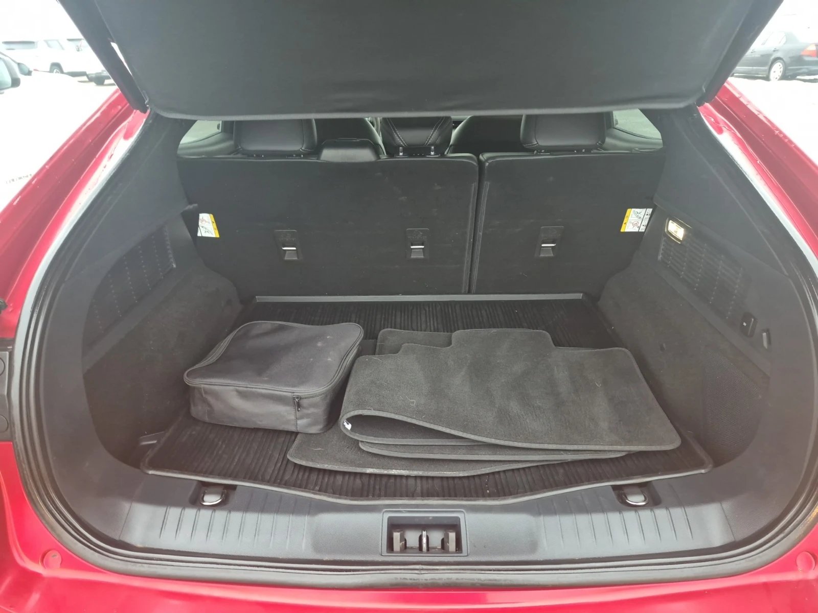 Ford Mustang Mach-E PREMIUM, снимка 14 - Автомобили и джипове - 53761103