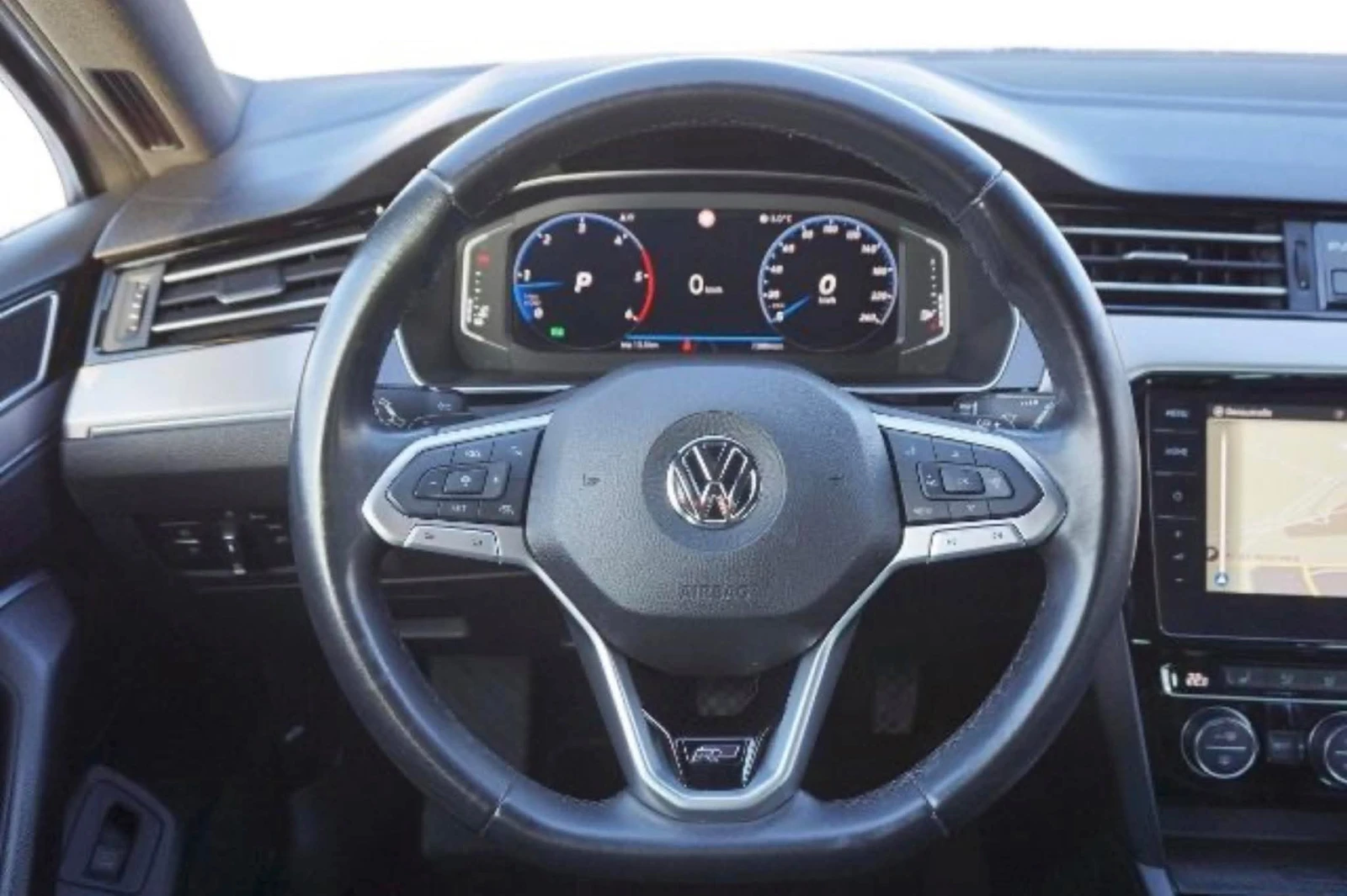 VW Passat R-line, снимка 7 - Автомобили и джипове - 53887841