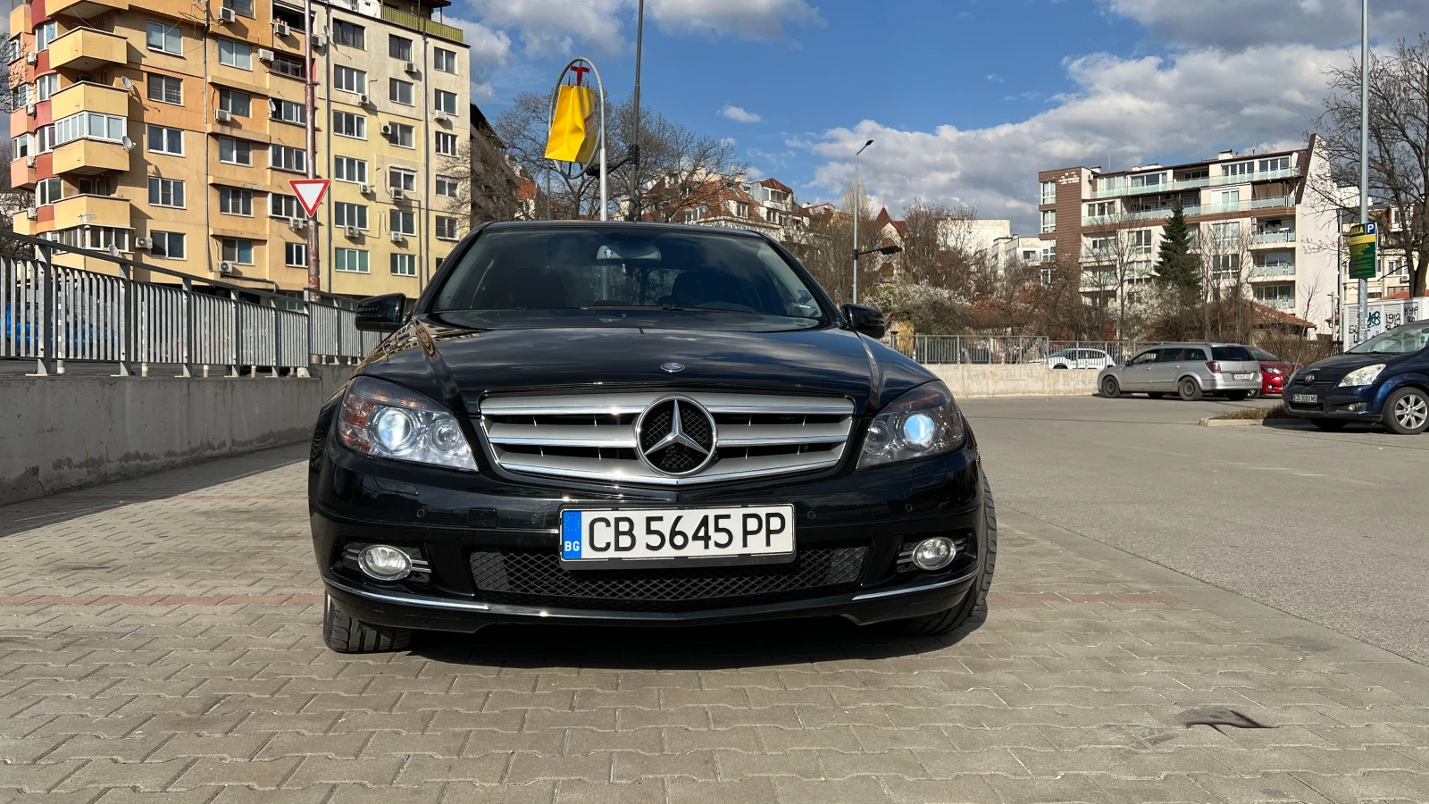 Mercedes-Benz C 300 V6 Avantgarde, снимка 9 - Автомобили и джипове - 53988470