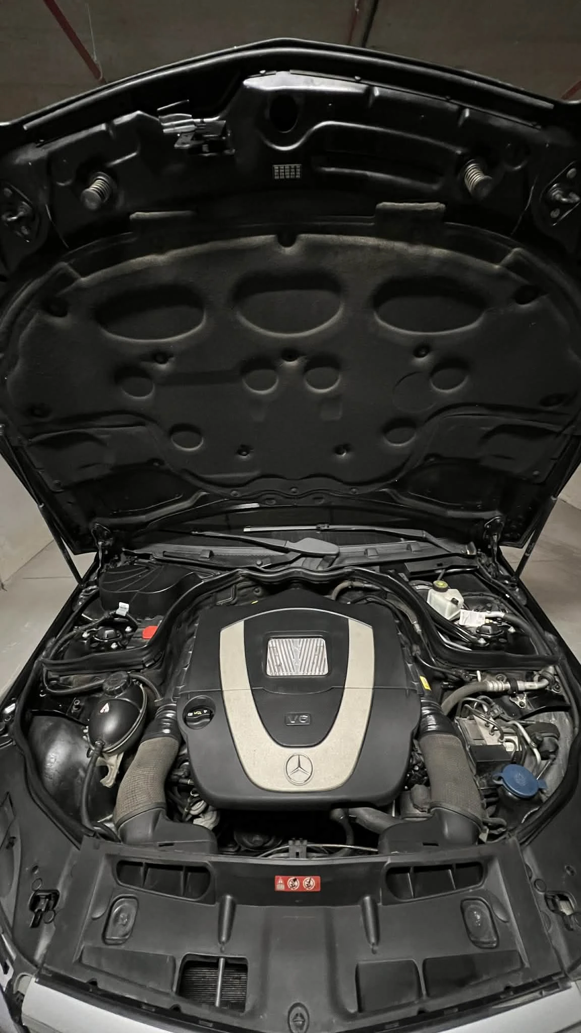 Mercedes-Benz C 300 V6 Avantgarde, снимка 15 - Автомобили и джипове - 53988470