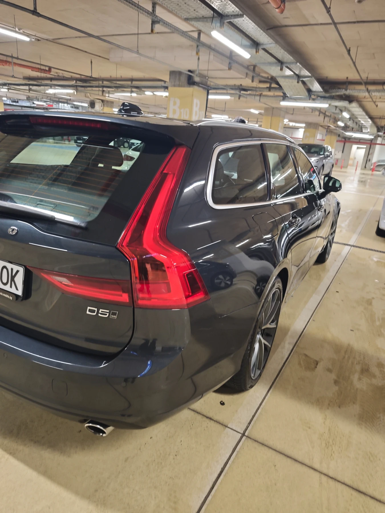 Volvo V90 D 5 4х4, снимка 4 - Автомобили и джипове - 54271620