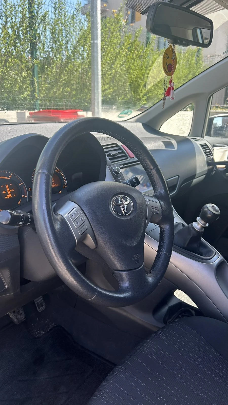 Toyota Auris 2.0 D4D | Mobile.bg � ����������� 14