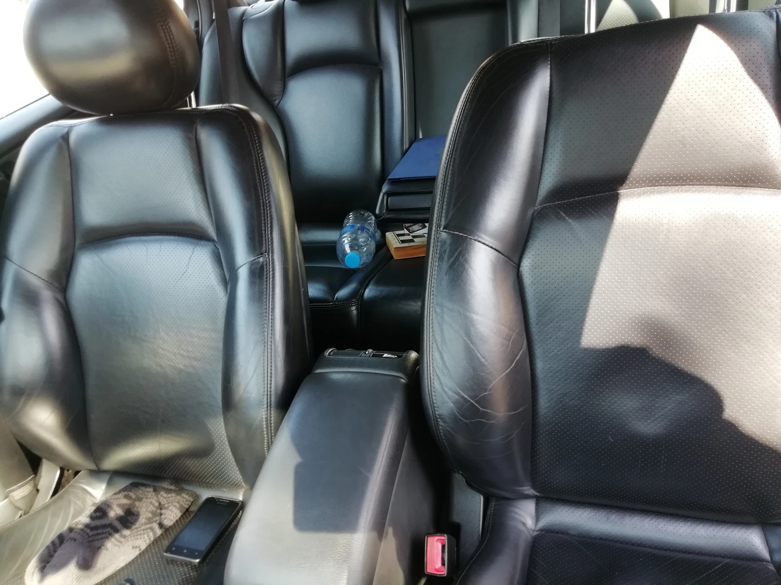 Mercedes-Benz C 270 Elegance, снимка 12 - Автомобили и джипове - 54598488