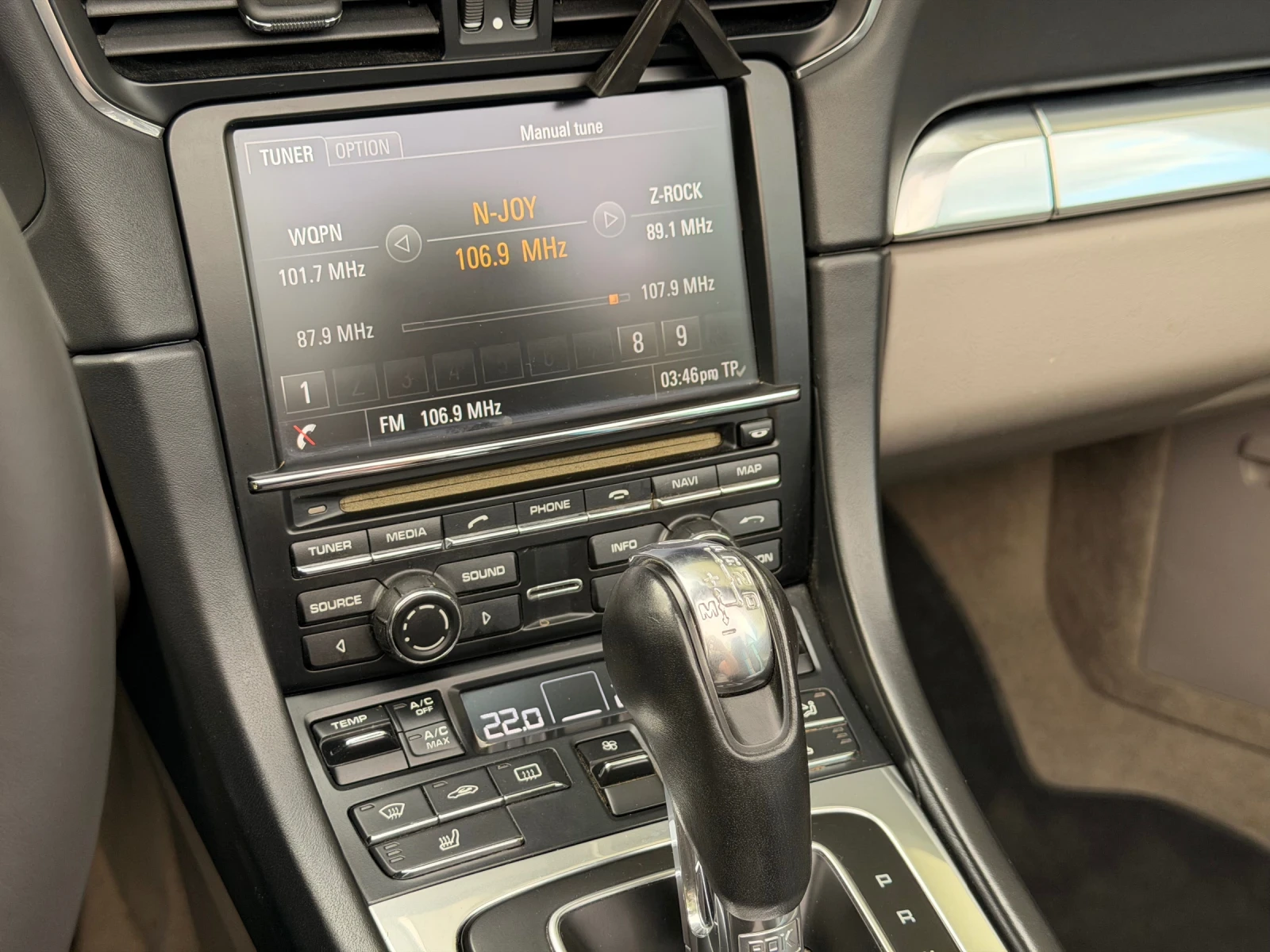 Porsche 911 Carrera  / CABRIO, снимка 14 - Автомобили и джипове - 54630624