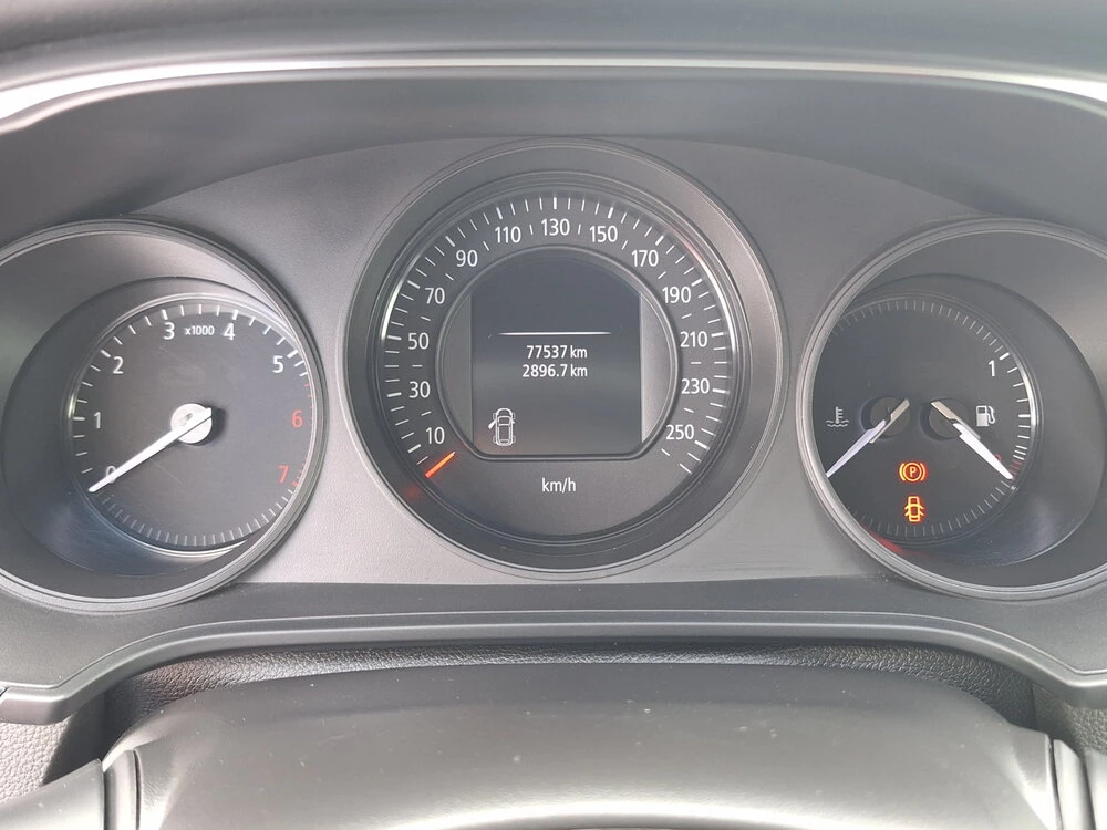 Renault Megane 1.3Tce/115к.с., снимка 11 - Автомобили и джипове - 54642265