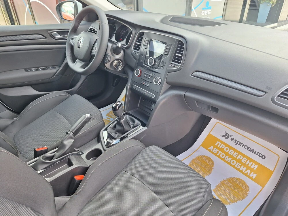 Renault Megane 1.3Tce/115к.с., снимка 14 - Автомобили и джипове - 54642265