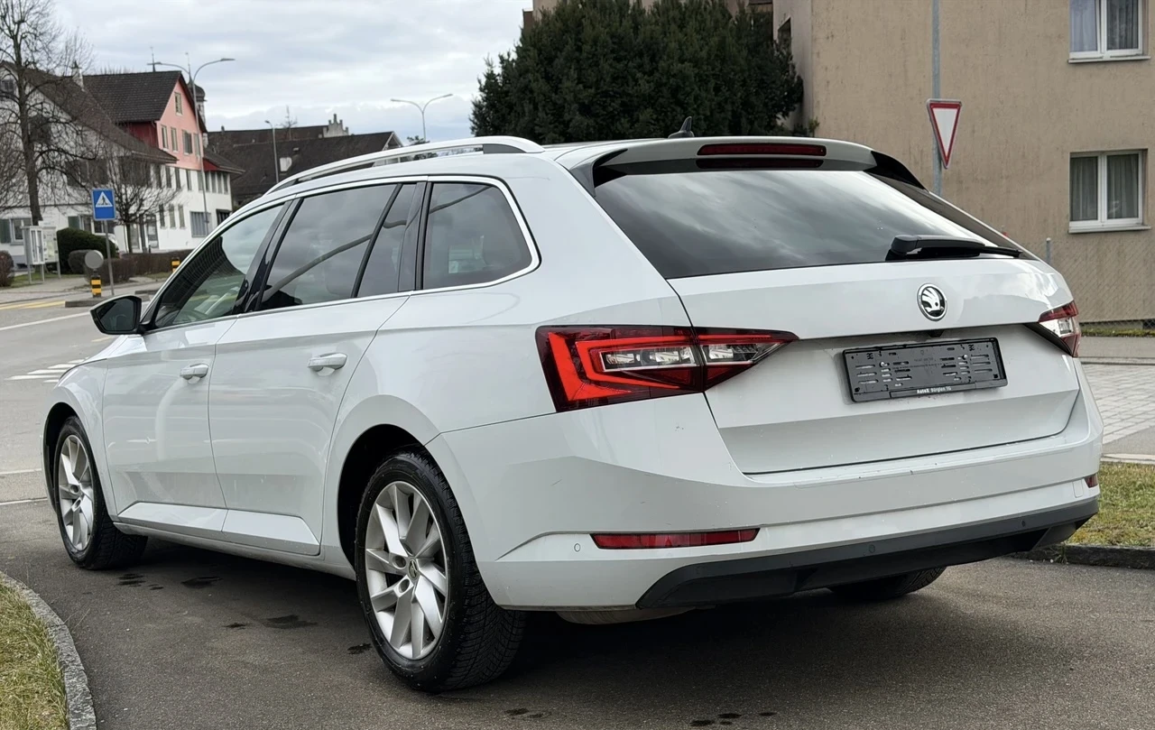 Skoda Superb 2.0TDI DSG 4x4 FULL , снимка 6 - Автомобили и джипове - 54693256