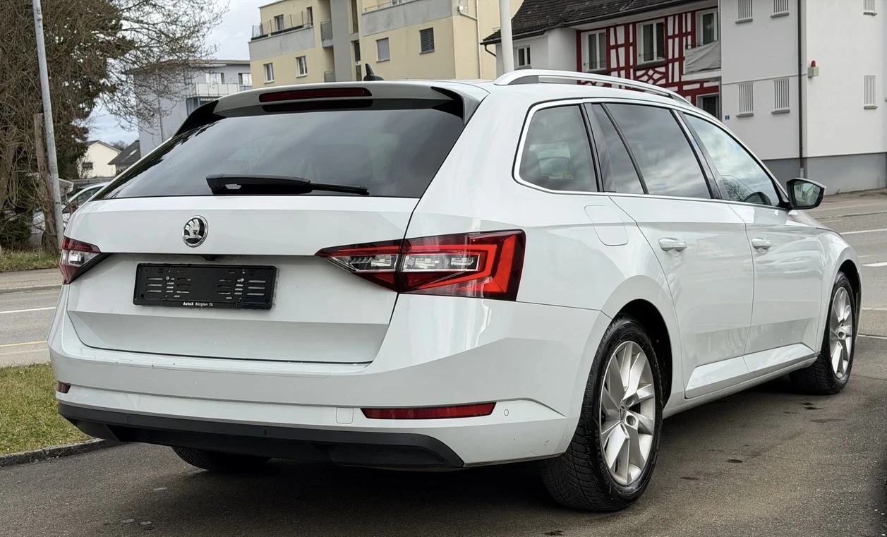 Skoda Superb 2.0TDI DSG 4x4 FULL , снимка 5 - Автомобили и джипове - 54693256