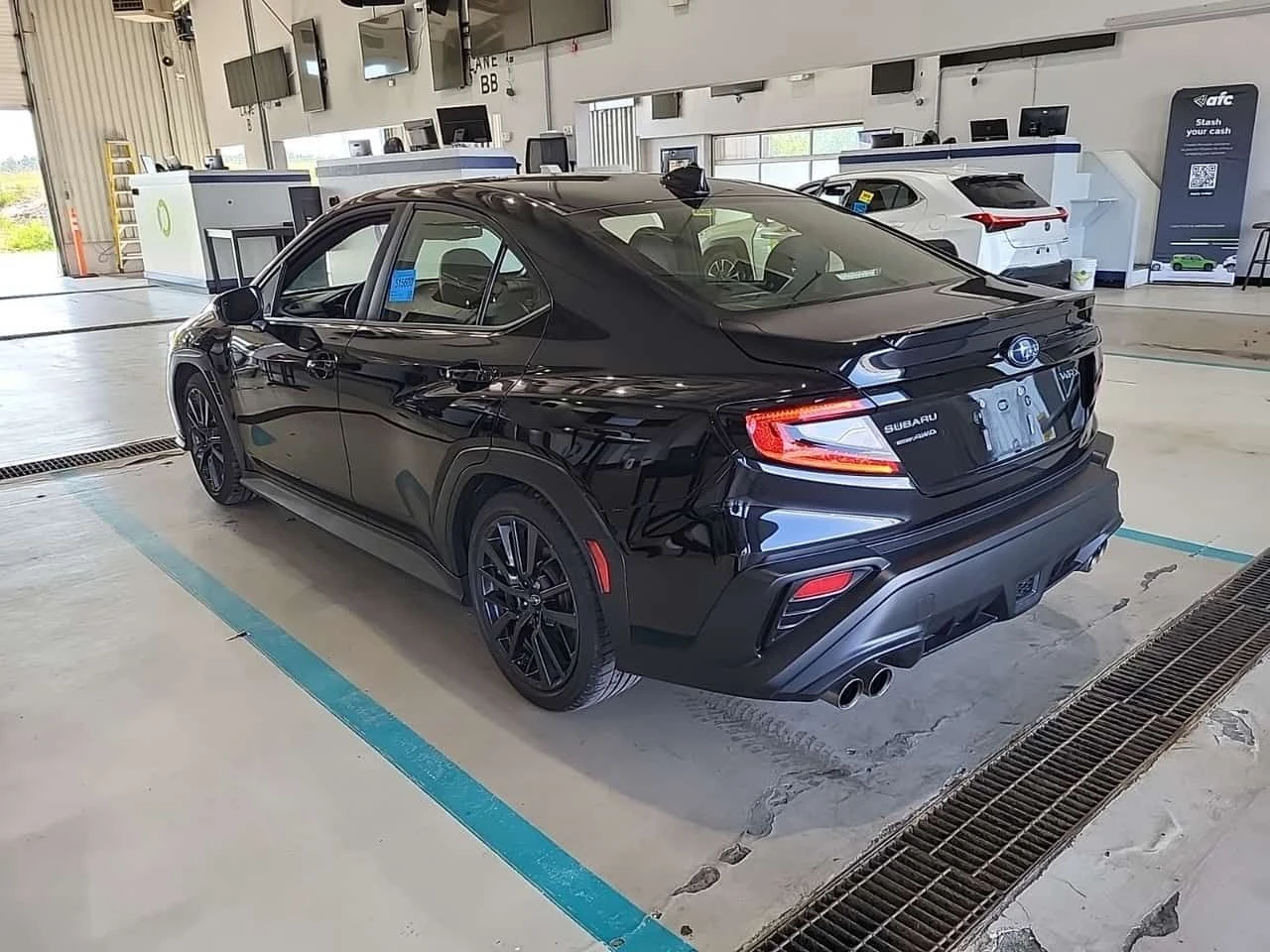 Subaru WRX * SPORT TECH * CARFAX * БЕЗ ПЪРВОНАЧАЛНА ВНОСКА, снимка 4 - Автомобили и джипове - 55180345