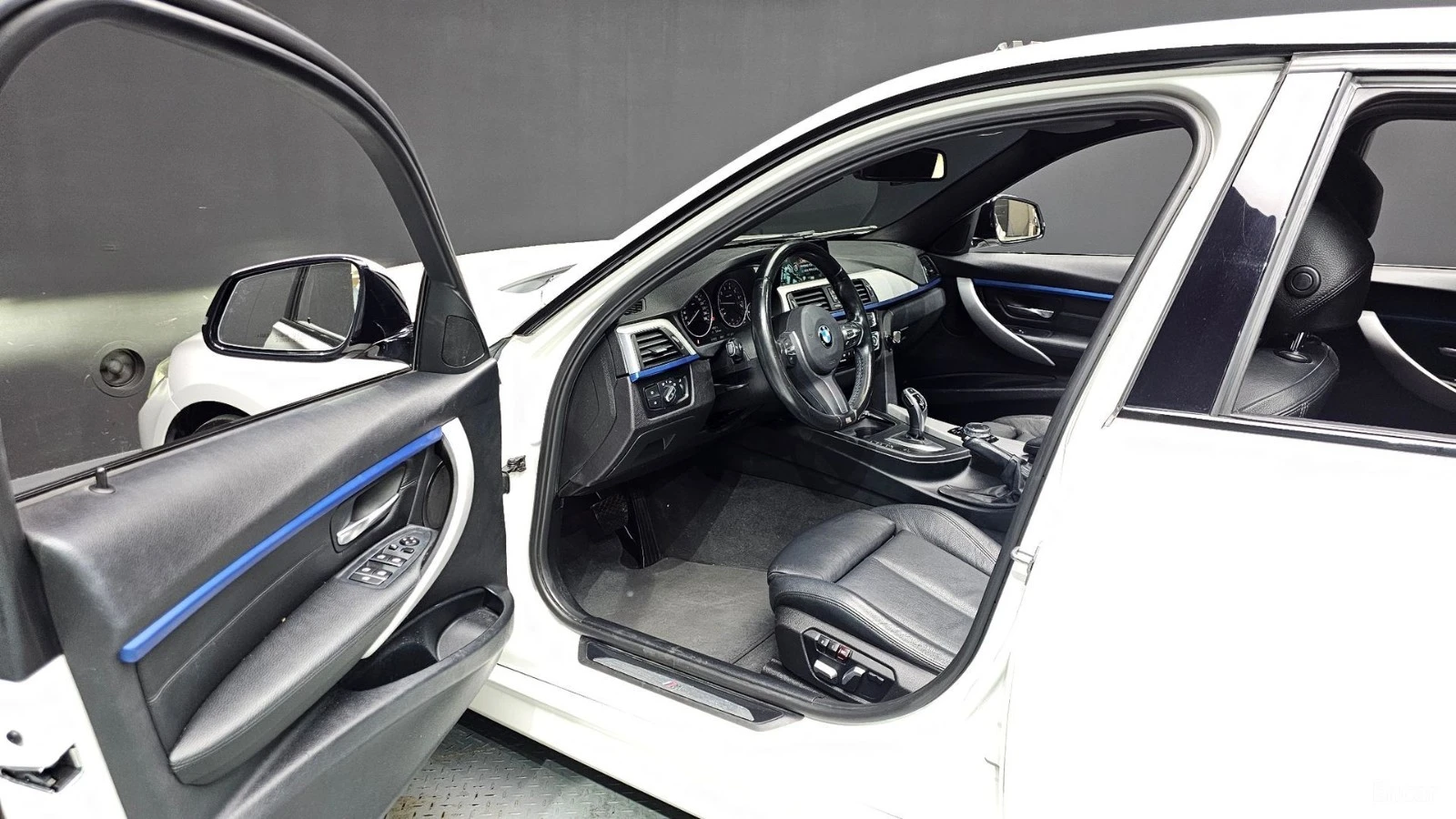 BMW 330 M-SPORT* ����* �������* �������* ������* HEAD-UP*  | Mobile.bg � ����������� 10