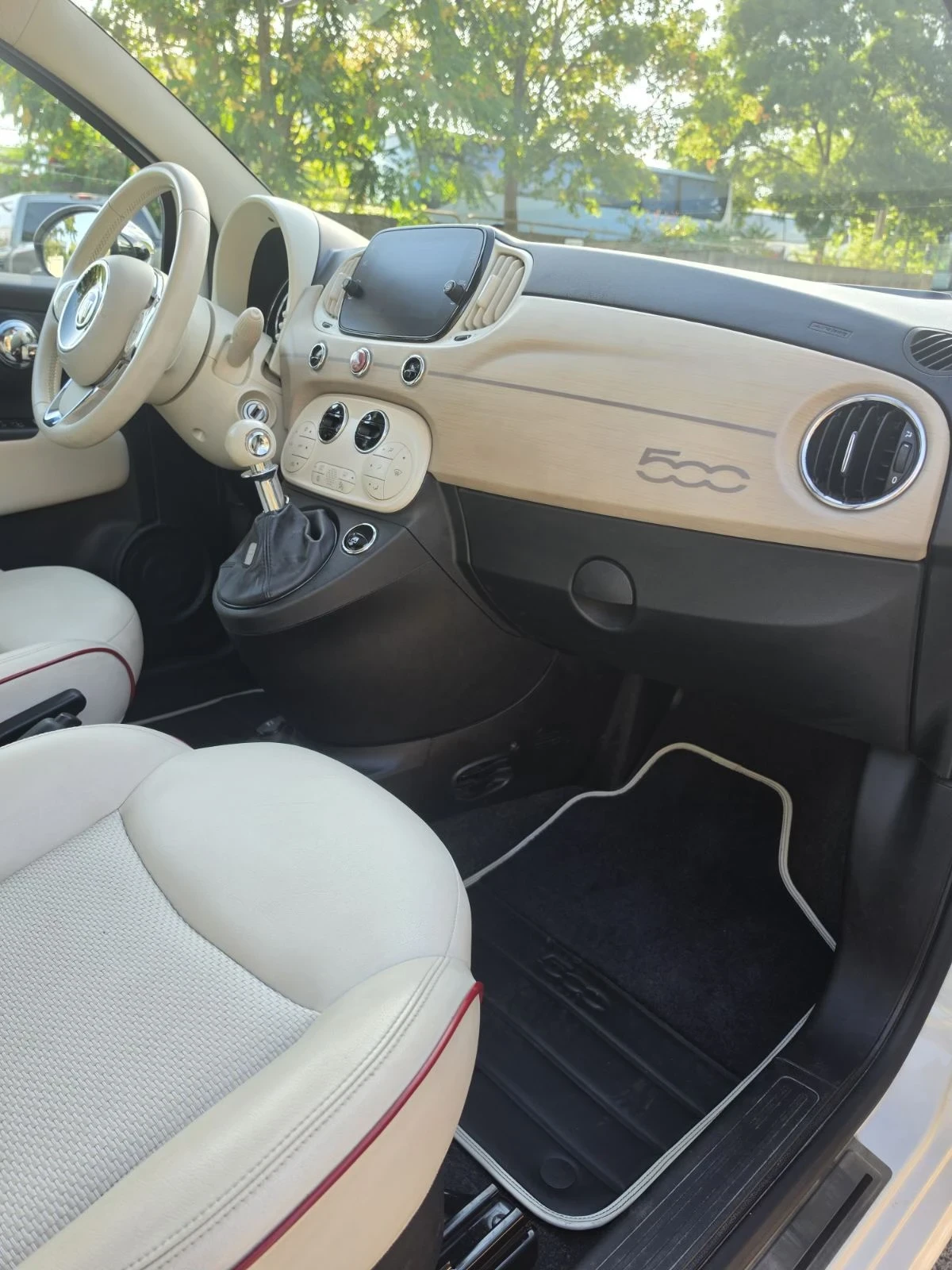 Fiat 500 DolceVita, снимка 13 - Автомобили и джипове - 55905346