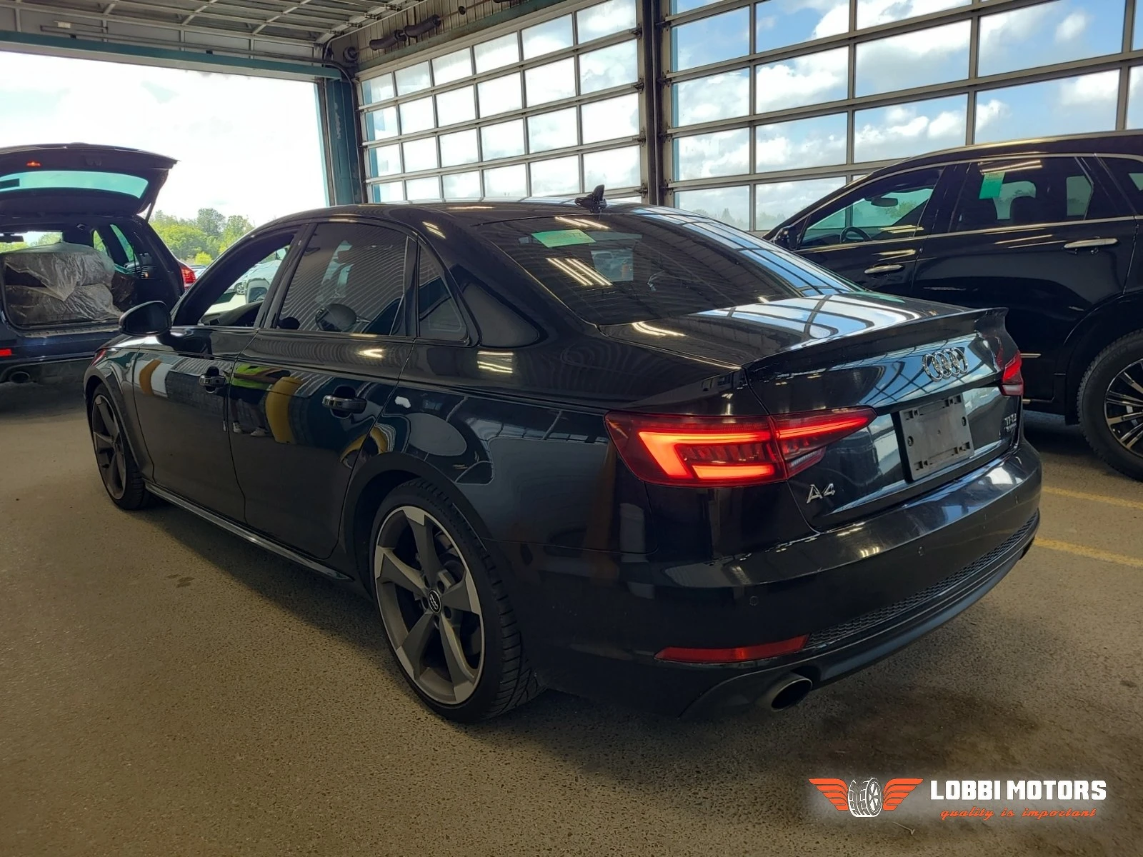 Audi A4, снимка 4 - Автомобили и джипове - 55928870