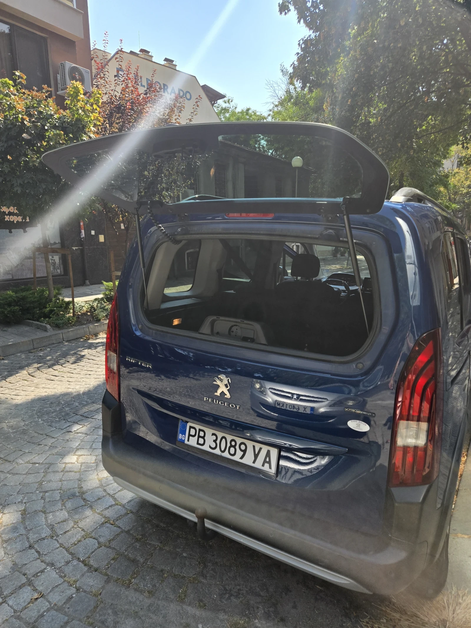 Peugeot Rifter, снимка 7 - Автомобили и джипове - 56032306