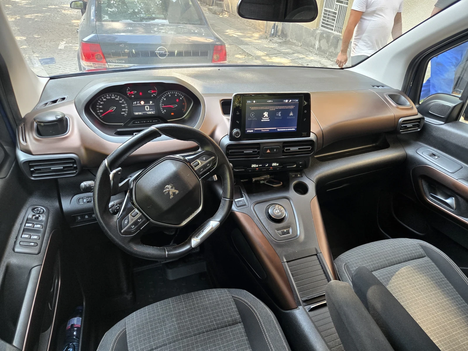 Peugeot Rifter, снимка 4 - Автомобили и джипове - 56032306