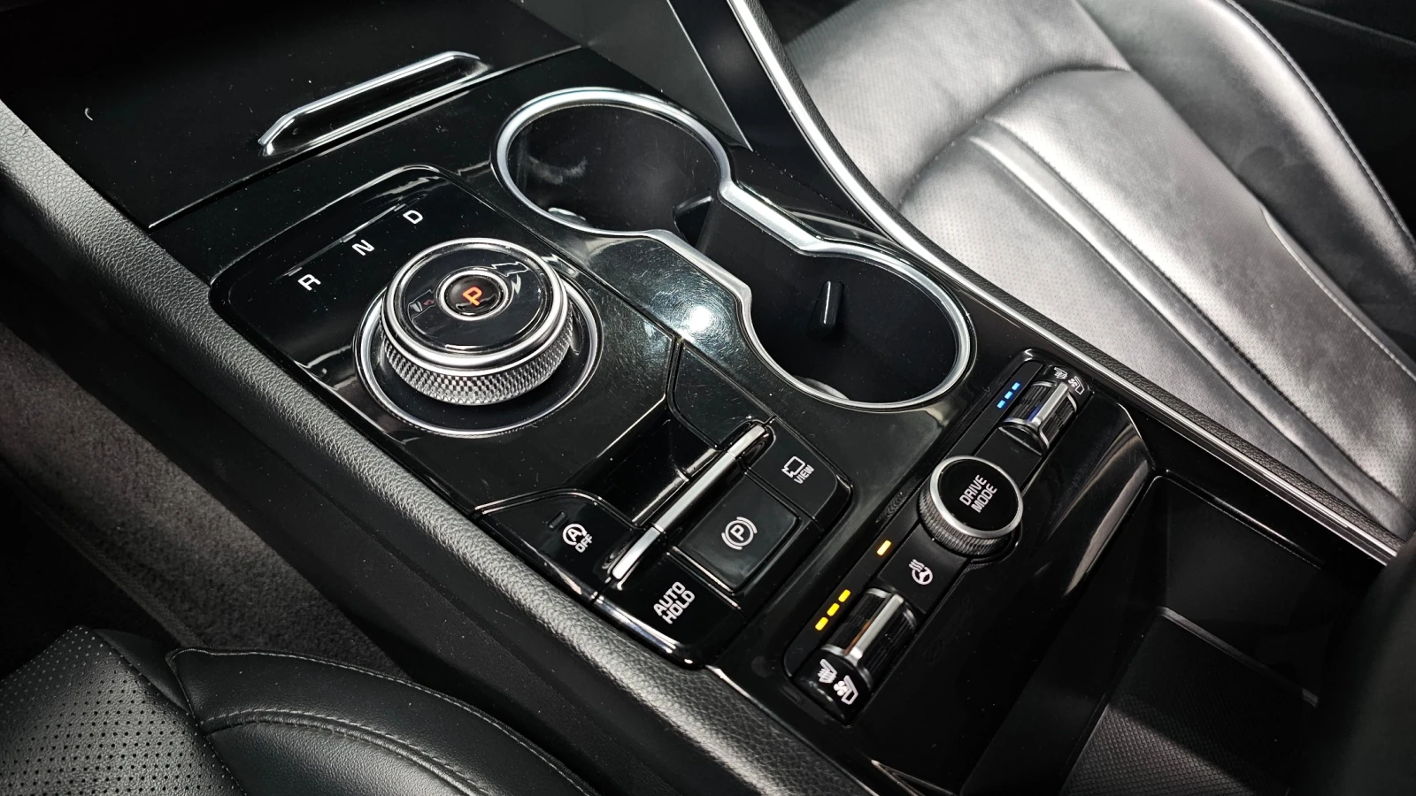 Kia K5 2.0 Prestige, снимка 8 - Автомобили и джипове - 56102830