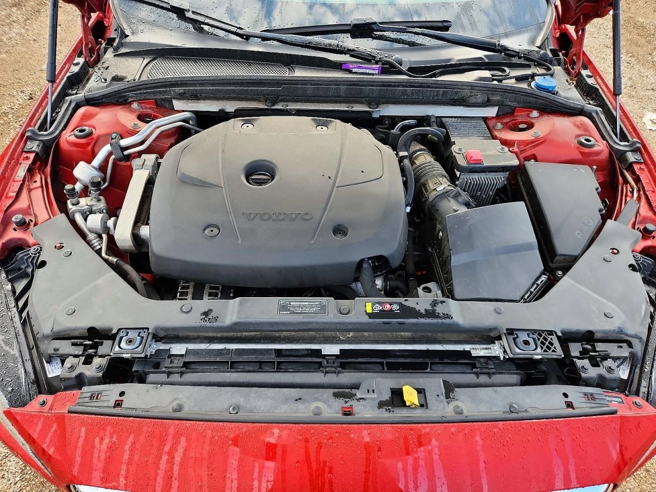 Volvo S60 2.0l T6 Momentum, снимка 11 - Автомобили и джипове - 56215114