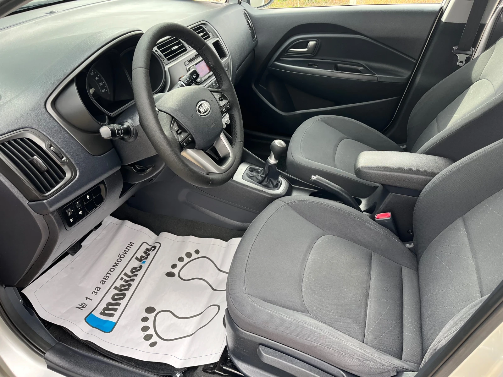 Kia Rio 1.2i, снимка 11 - Автомобили и джипове - 56683492