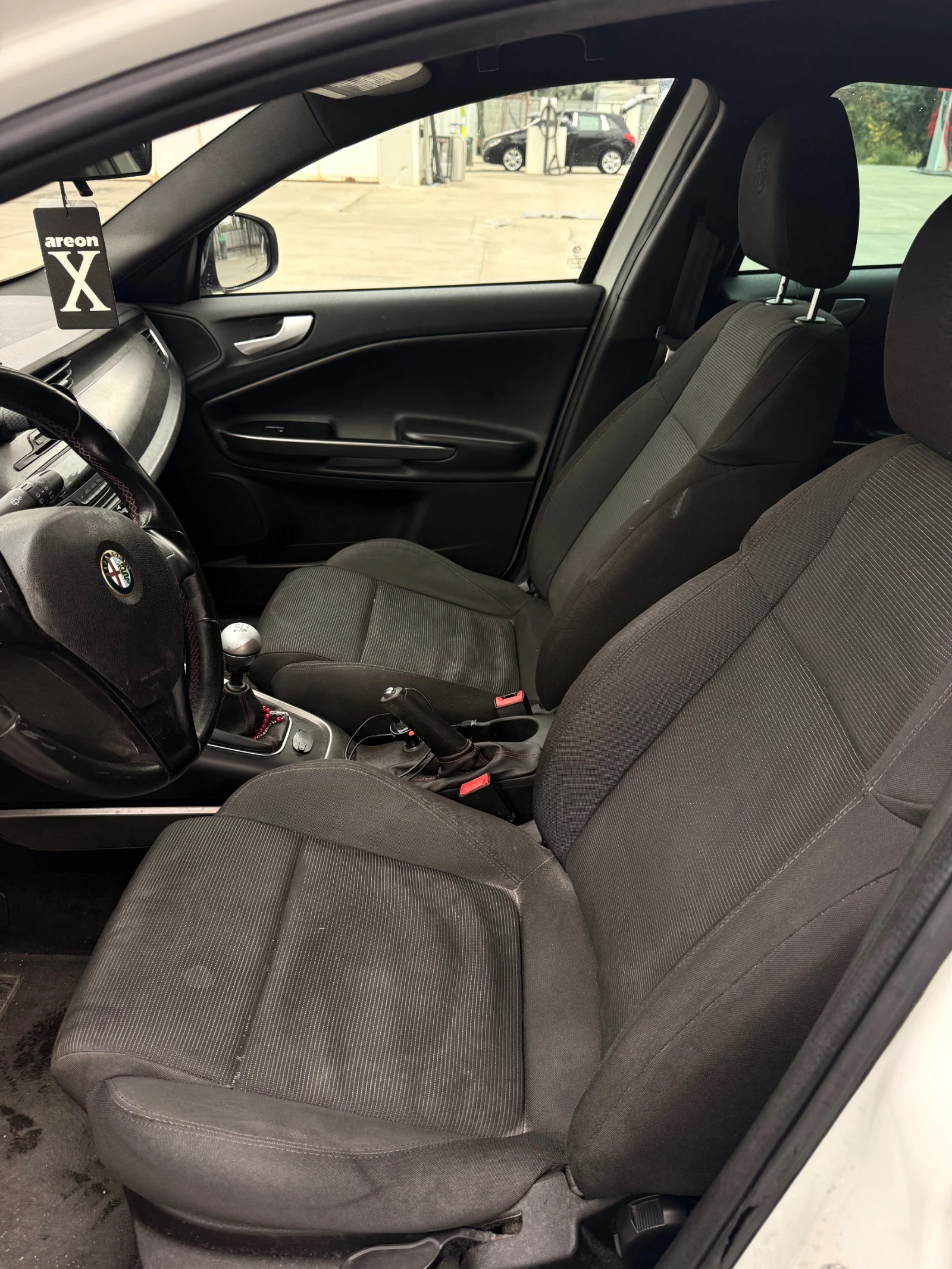 Alfa Romeo Giulietta Veloce, снимка 11 - Автомобили и джипове - 56747812