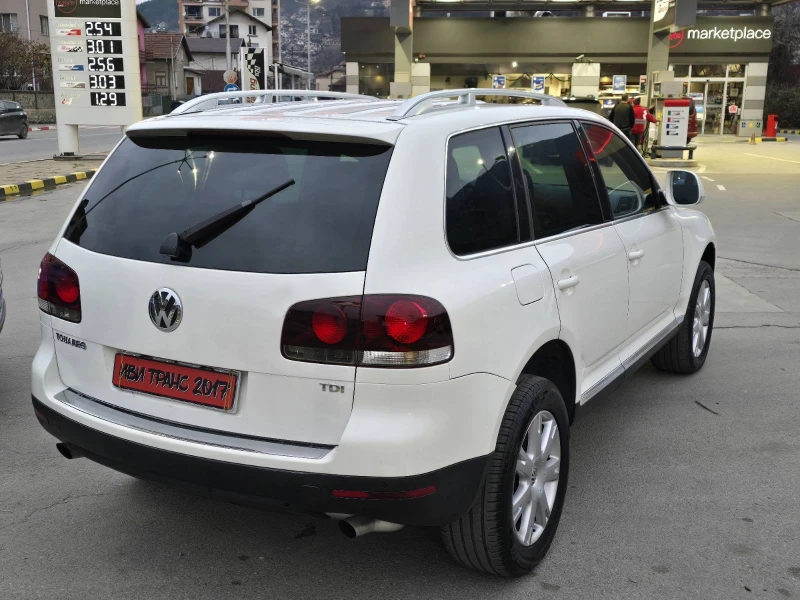 VW Touareg ТОП!!!, снимка 10 - Автомобили и джипове - 48344169