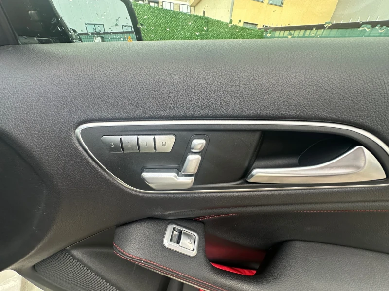 Mercedes-Benz GLA AMG 45, снимка 10 - Автомобили и джипове - 52683654