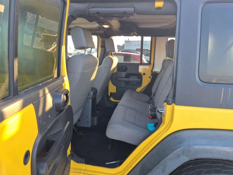 Jeep Wrangler * RUBICON * 2 КЛЮЧА* Traction Control* TARGA* * , снимка 12 - Автомобили и джипове - 53537682