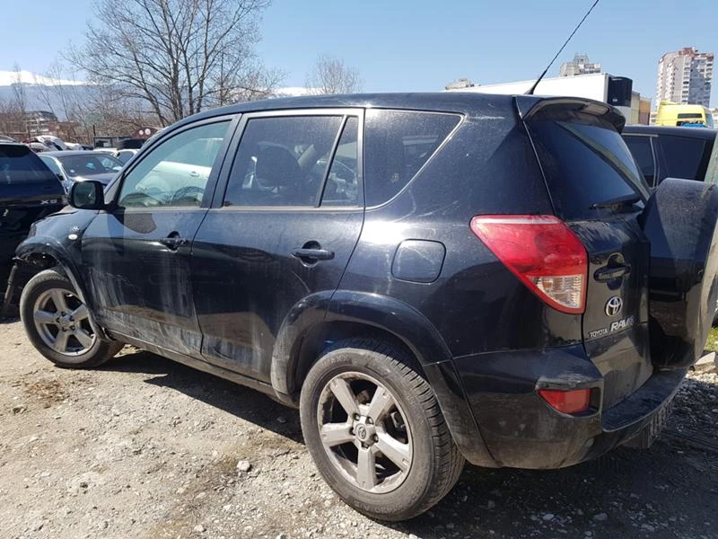 Toyota Rav4 2.2D CAT 177HP, снимка 7 - Автомобили и джипове - 36217523