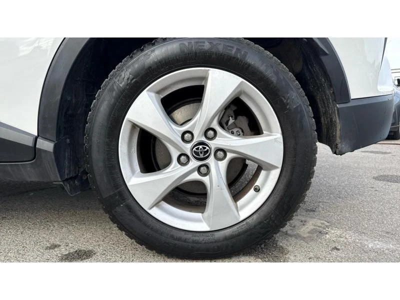 Toyota C-HR 1.8 HSD CENTER, снимка 16 - Автомобили и джипове - 49162707