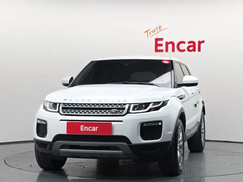 Land Rover Range Rover Evoque 2.0 Td4 Se, снимка 3 - Автомобили и джипове - 55950086