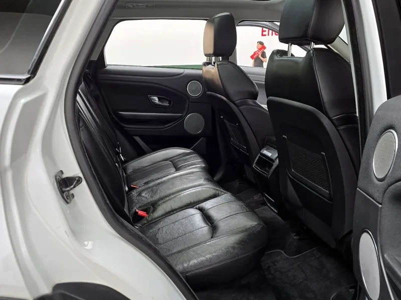 Land Rover Range Rover Evoque 2.0 Td4 Se, снимка 11 - Автомобили и джипове - 55950086