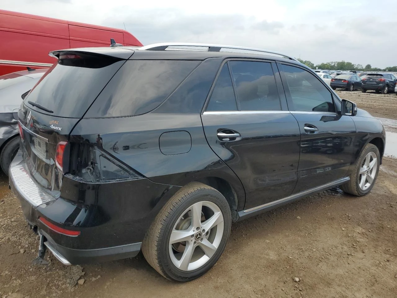 Mercedes-Benz GLE 350  - изображение 6